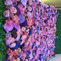 Панно "Объёмные букеты из цветов с самшитом